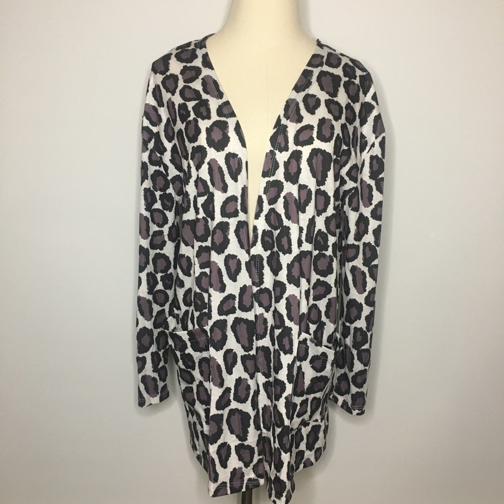 GRACE & EMMA Purple Cheetah Open Drape Cardigan Small Medium